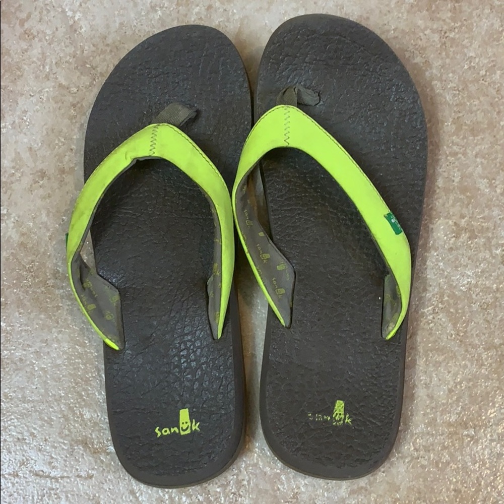 Sanuk flip flops